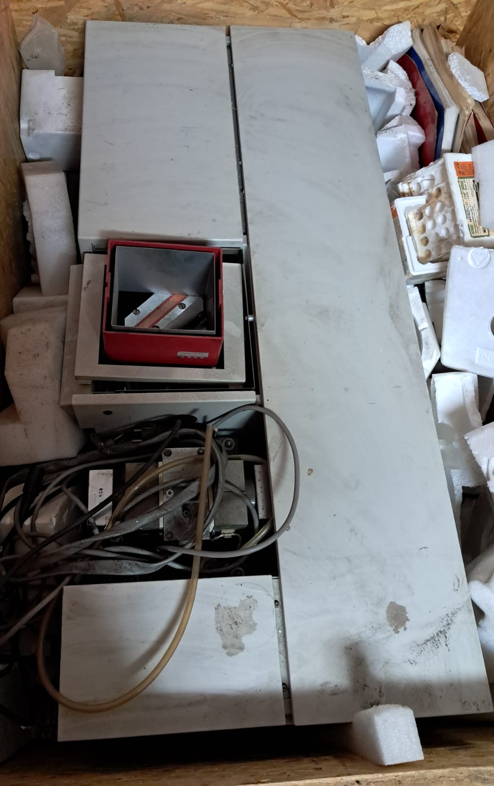 6.	Atomic absorption spectroscopy (not working)